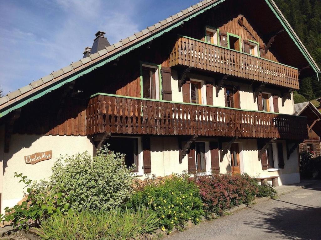 Spacious Ski Chalet In Traditional French Village, Sleeps 8, Four Star With Fibre Broadband Abondance Esterno foto