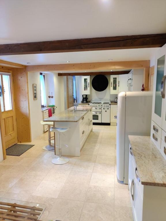 Spacious Ski Chalet In Traditional French Village, Sleeps 8, Four Star With Fibre Broadband Abondance Esterno foto