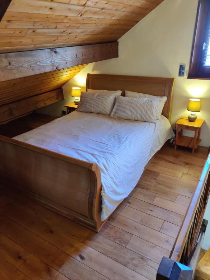 Spacious Ski Chalet In Traditional French Village, Sleeps 8, Four Star With Fibre Broadband Abondance Esterno foto