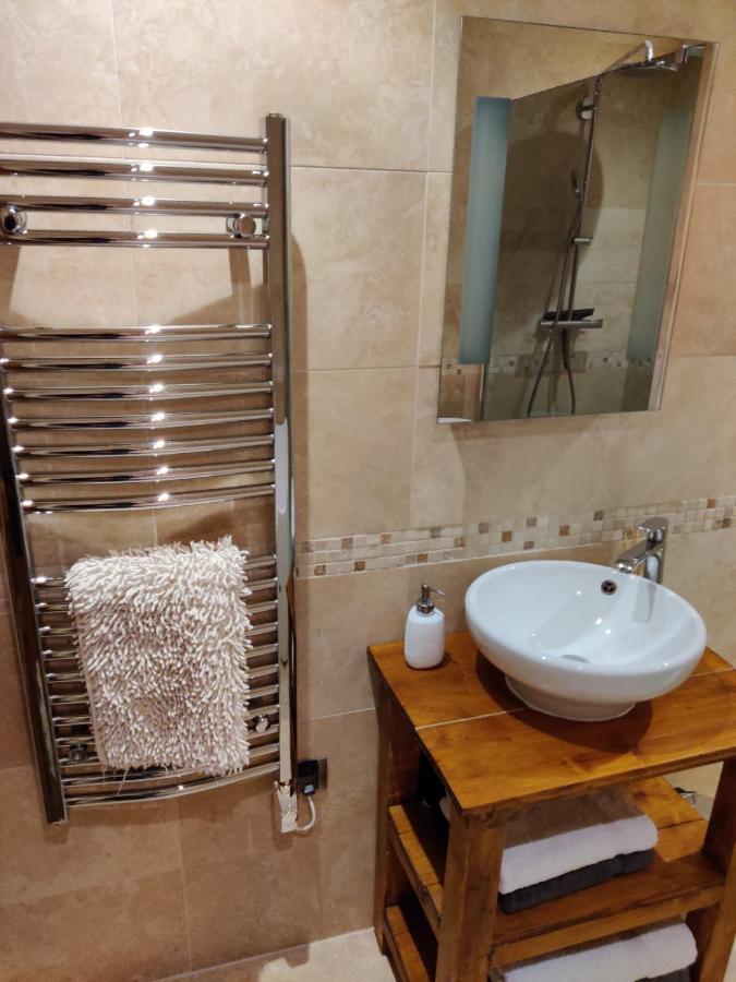 Spacious Ski Chalet In Traditional French Village, Sleeps 8, Four Star With Fibre Broadband Abondance Esterno foto